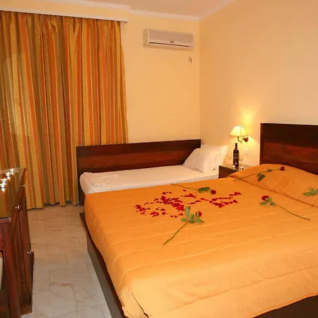 Complex Roseland's 3*