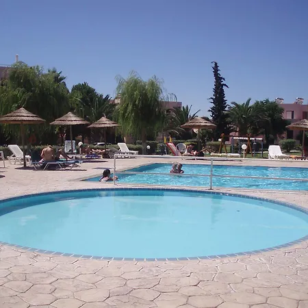 Complex Roseland's 3*