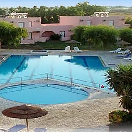 Roseland's Semesteranläggning (resort) 3*